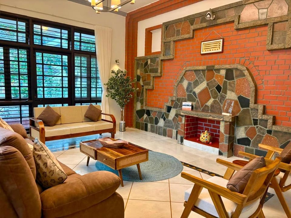 Communal lounge/ TV room, Living room