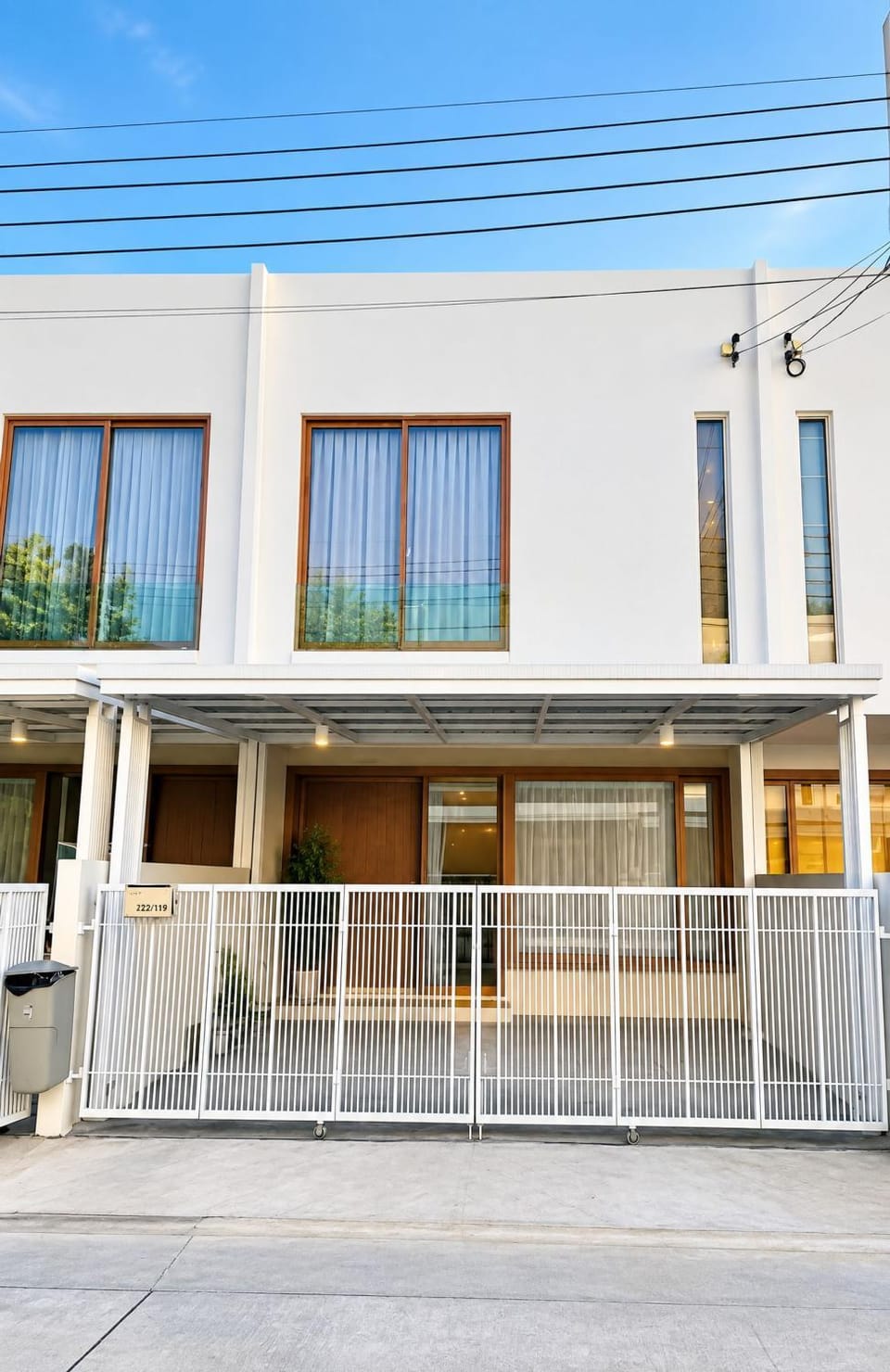 Spacious 3-Bedroom House with Shared Pool near Mega Bangna and Suvarnabhumi House in Thailand