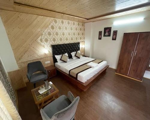 Himlyan villa Bed and Breakfast in Manali