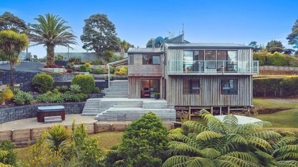 Albany Forest Retreat - A Place to Breathe House in Auckland