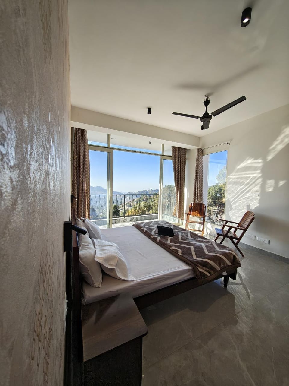 Cloudhaven Panoramic 2BHK Apartment Kasauli Hill Views Solan Apartment in Himachal Pradesh