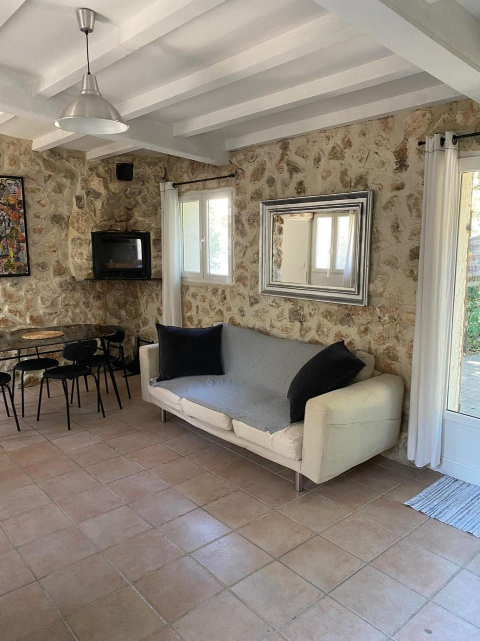Mazet 2 chambres Île de la Barthelasse Avignon House in Villeneuve-lès-Avignon