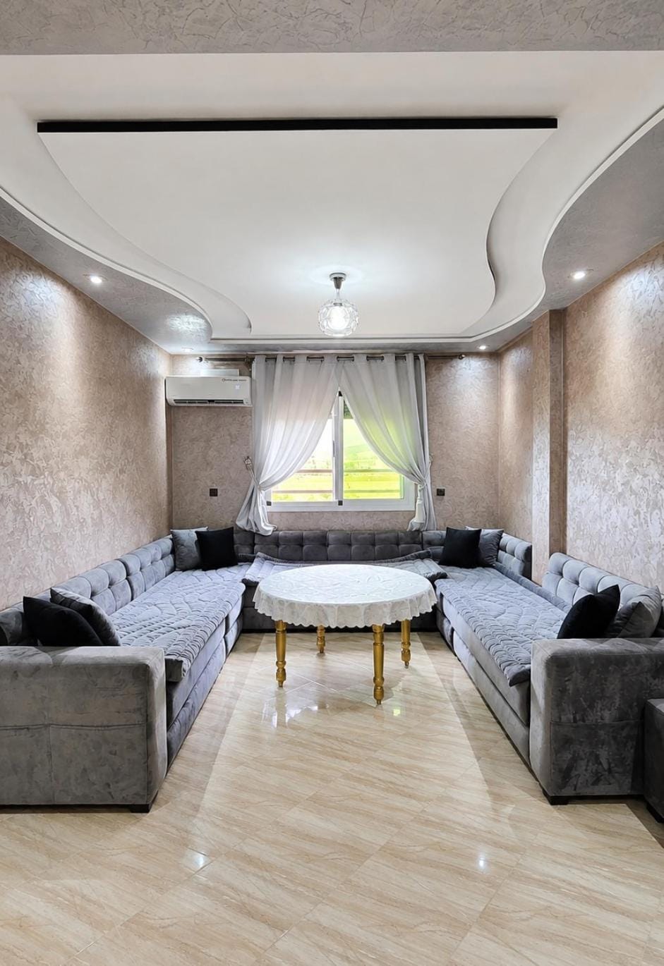 TV and multimedia, Living room, air conditioner