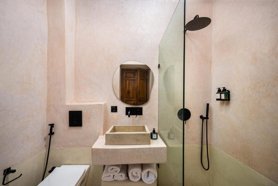 Riad El Niri 5 bedrooms 2 pools Medina Villa in Marrakesh