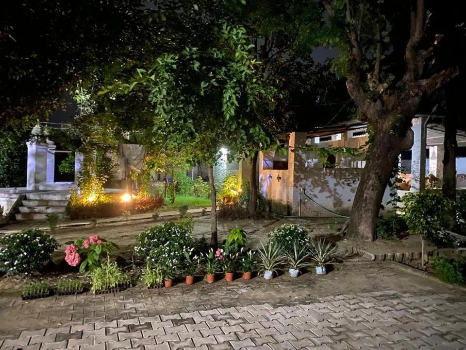 Krishna Sadan Vacation rental in Uttar Pradesh