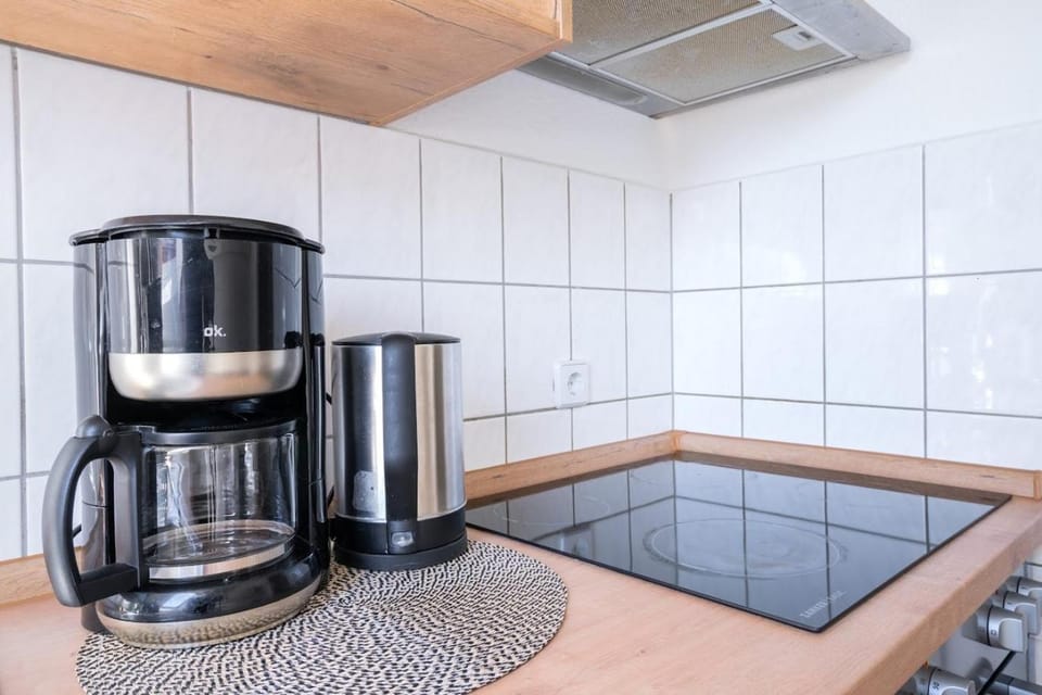 Coffee/tea facilities, Kitchen or kitchenette