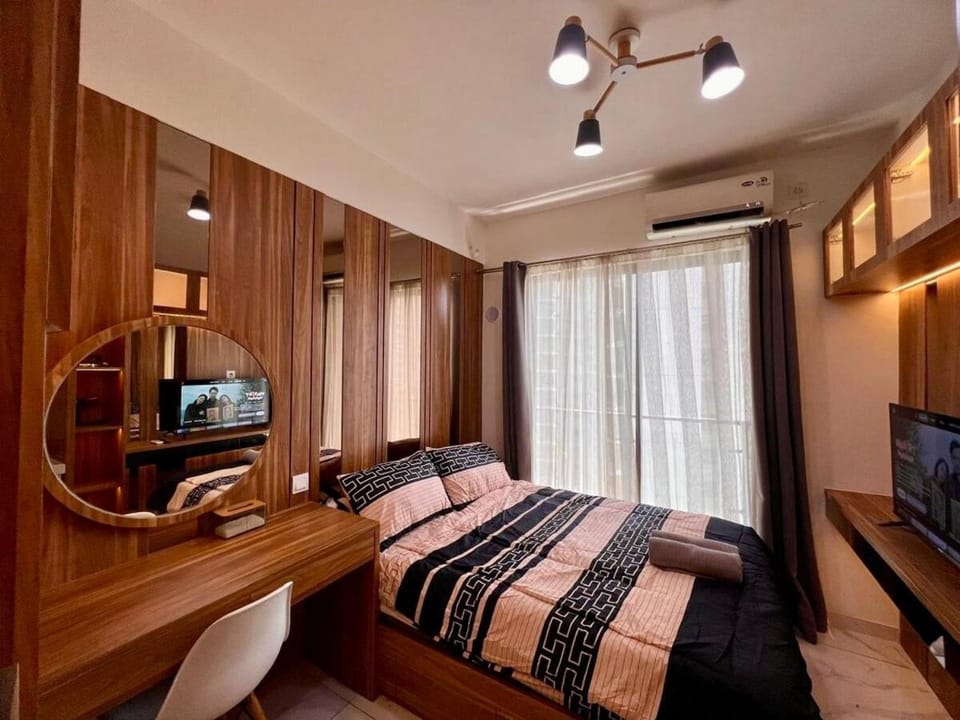 Apartement Sky House BSD Tower Leonie with Smart TV 43 inch by Morizen Living Apartment in Indonesia