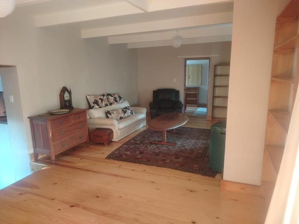 Sleeps 4 house in the heart of Swellendam House in Western Cape