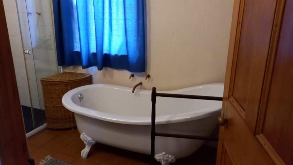 Sleeps 4 house in the heart of Swellendam House in Western Cape