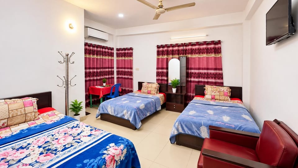 TV and multimedia, Photo of the whole room, air conditioner