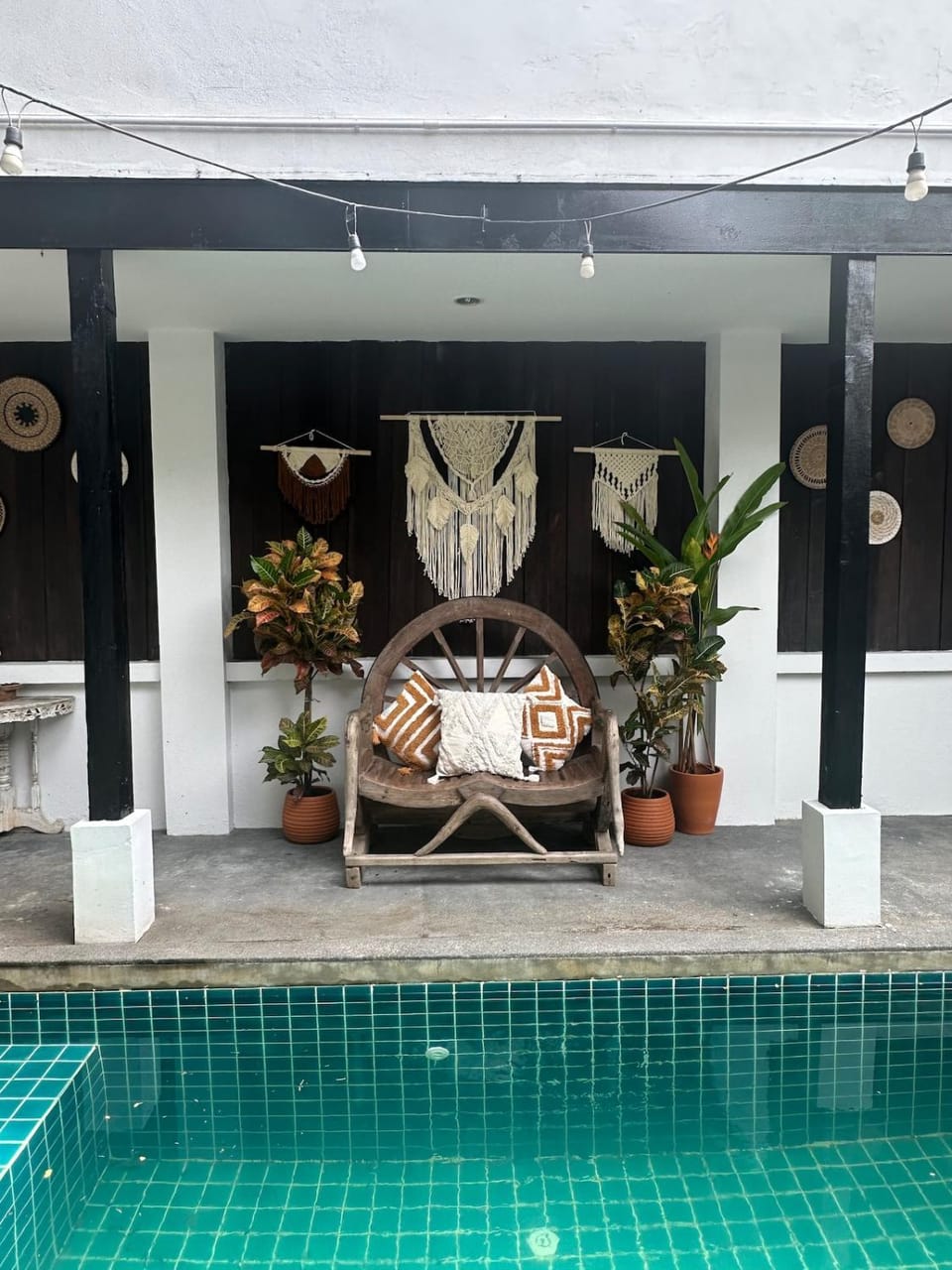 Seating area, Pool view, Swimming pool, Swimming pool
