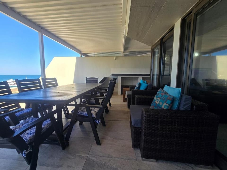 2 Le Roc Grannies Pool Ballito Apartment in Dolphin Coast