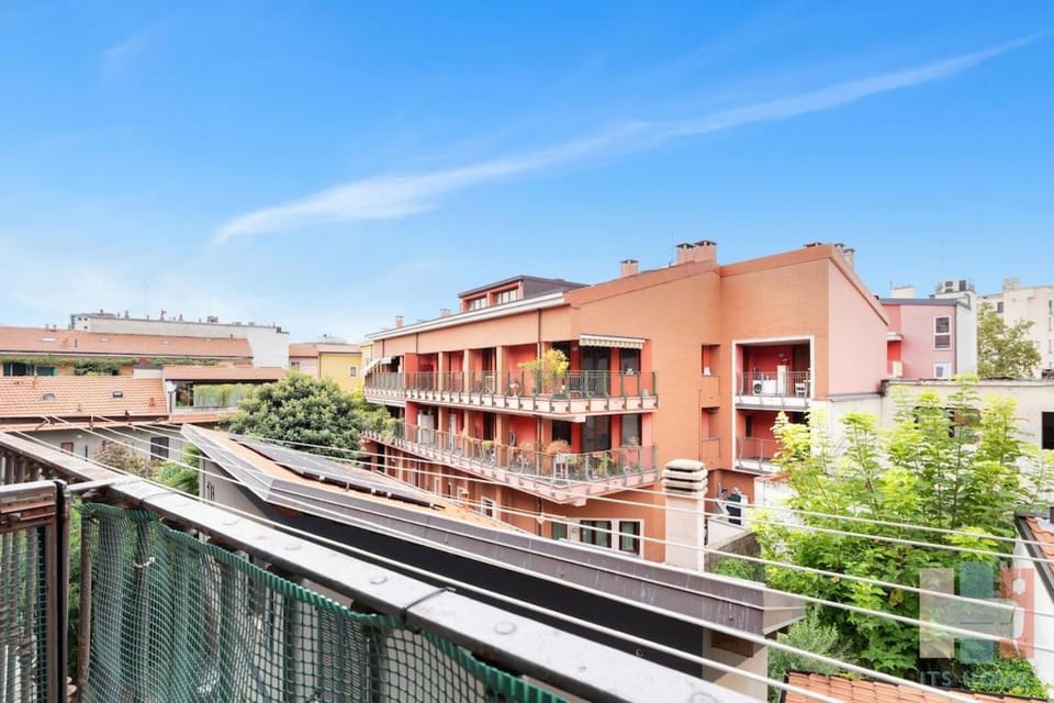 LO90 - Luminoso Bilocale vicino Metro M3 Apartment in Milan