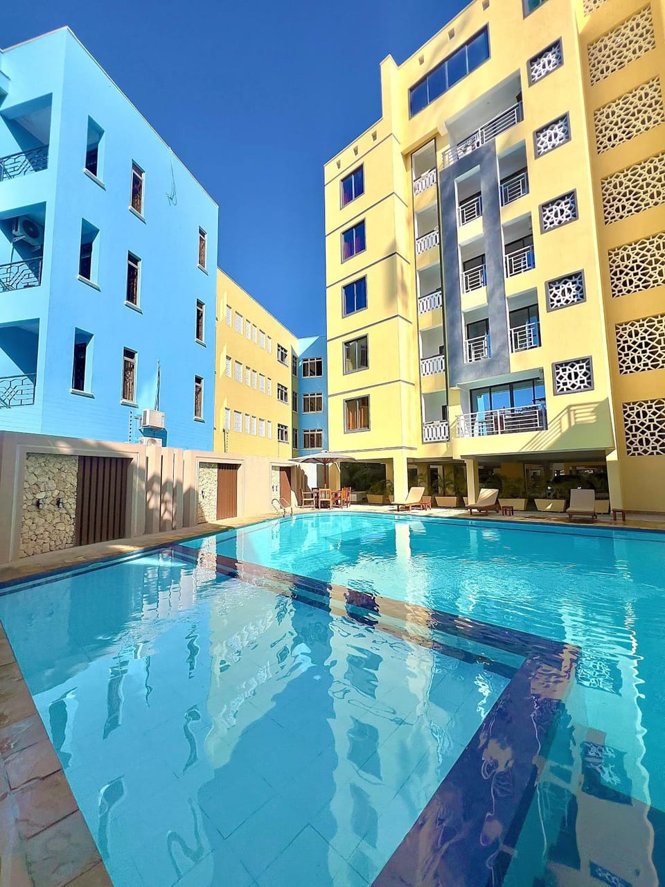 Pool view, Swimming pool