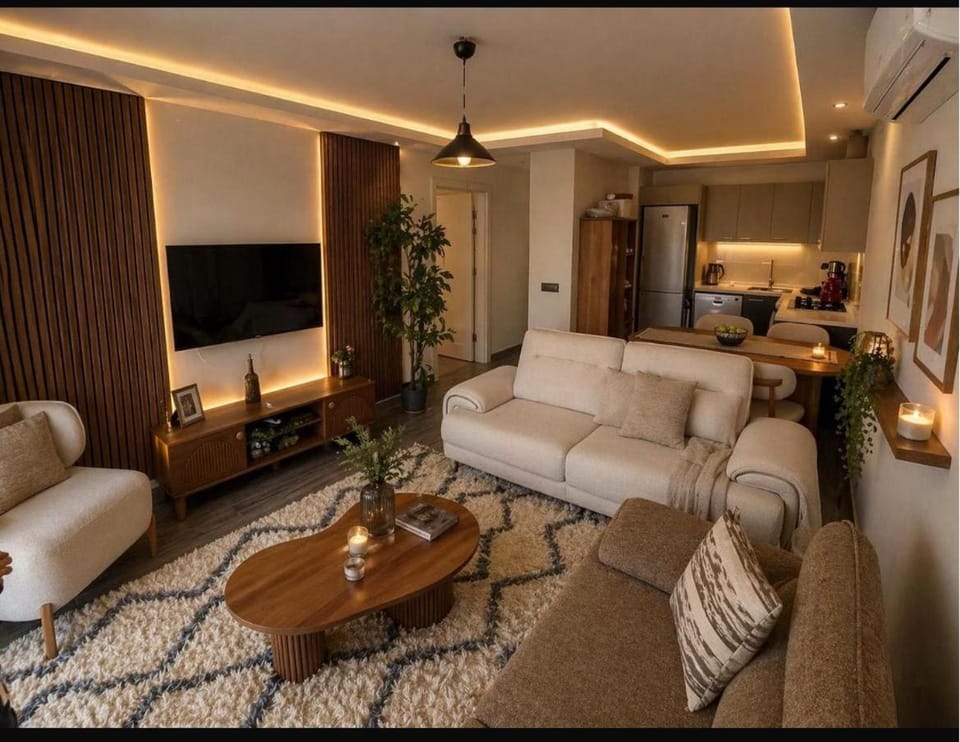 850m to the sea, Detached House with Pool, Shopping Mall in Front House in Aydın Province