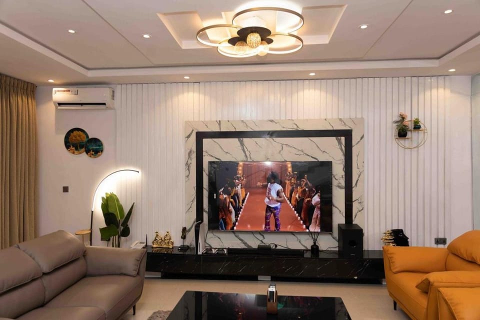 Seating area, Evening entertainment