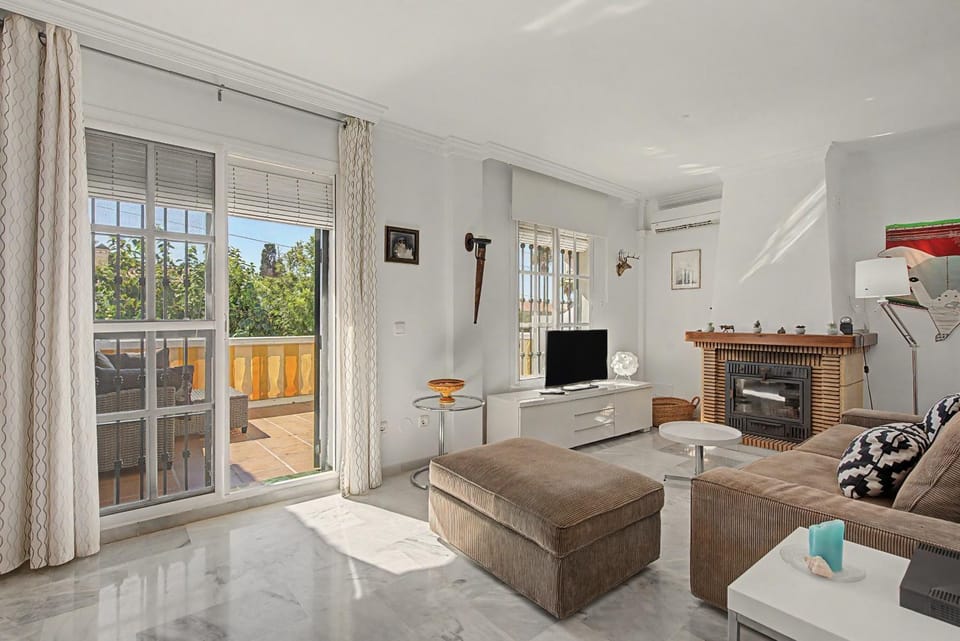 Property building, Living room