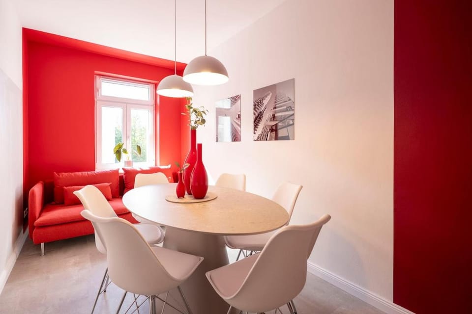 Milano Red Residenz - Sauna, Nespresso, Netflix & Chill, Messe Apartment in Chemnitz