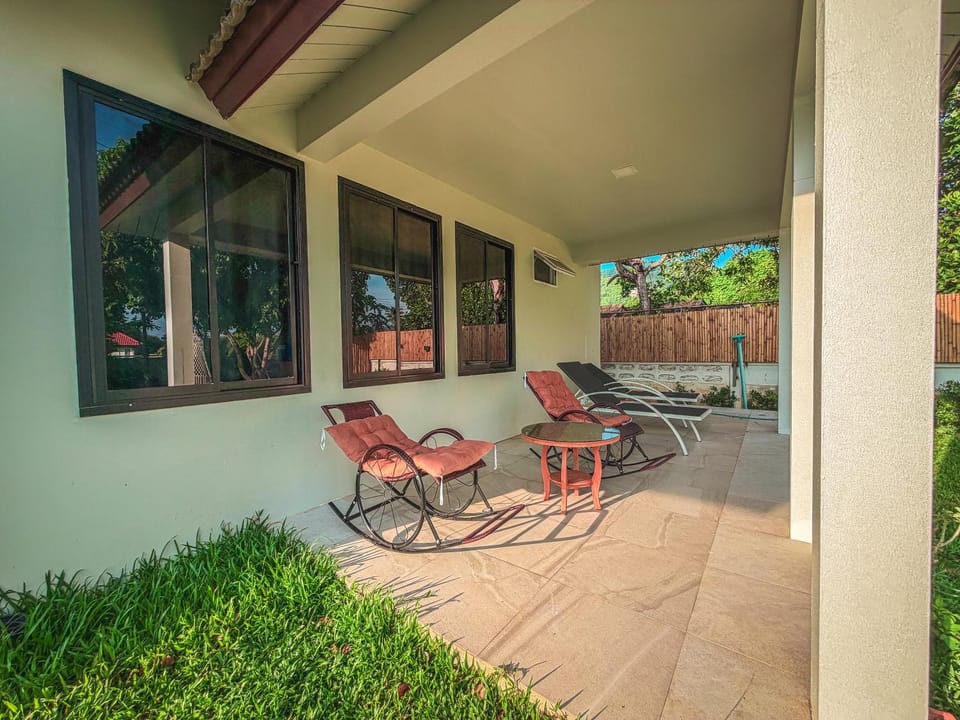 Garden, Balcony/Terrace