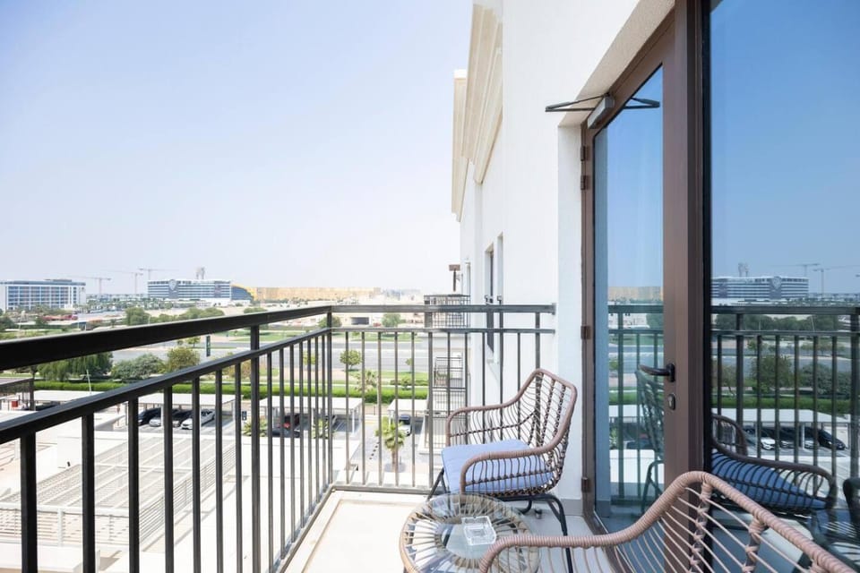 Property building, Balcony/Terrace