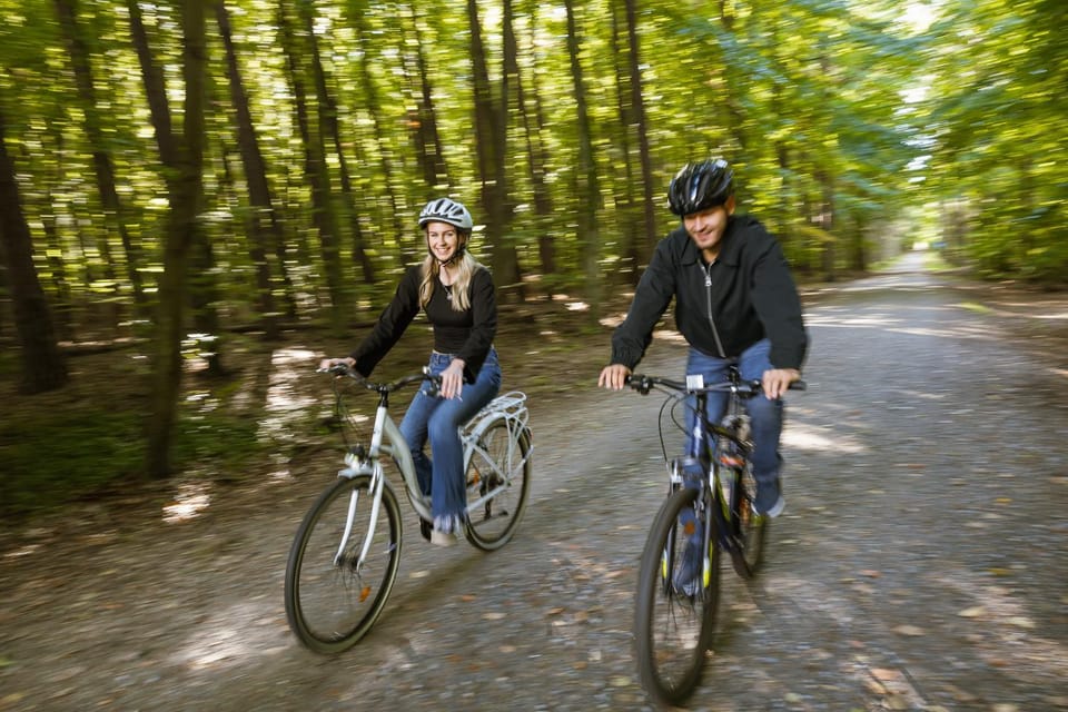 People, Natural landscape, Cycling, Cycling, group of guests