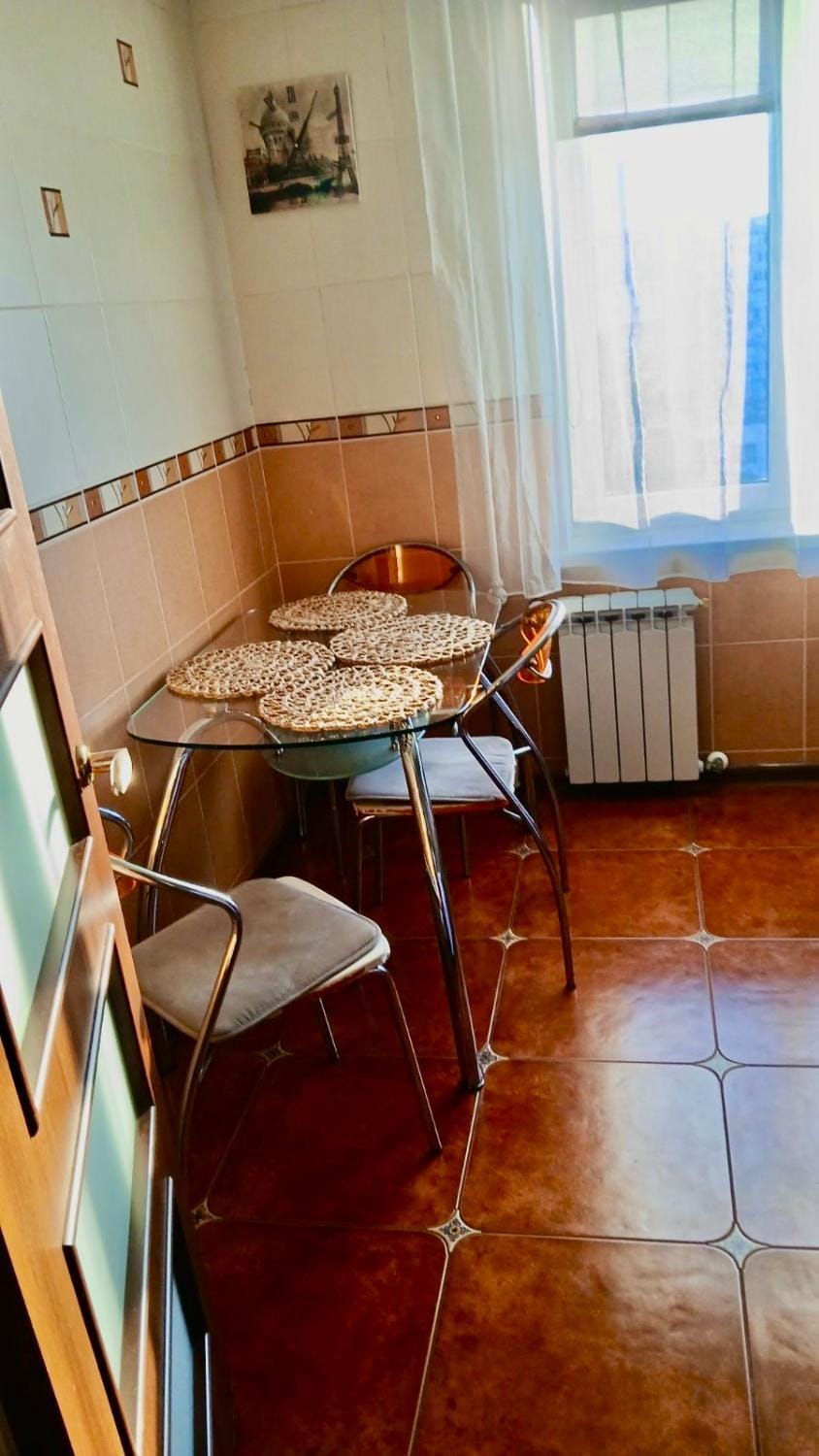 Тепла і затишна квартира біля Дніпра! Apartment in Ukraine