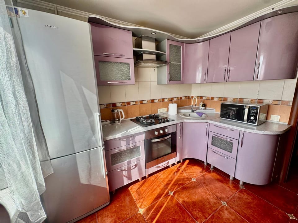 Тепла і затишна квартира біля Дніпра! Apartment in Ukraine