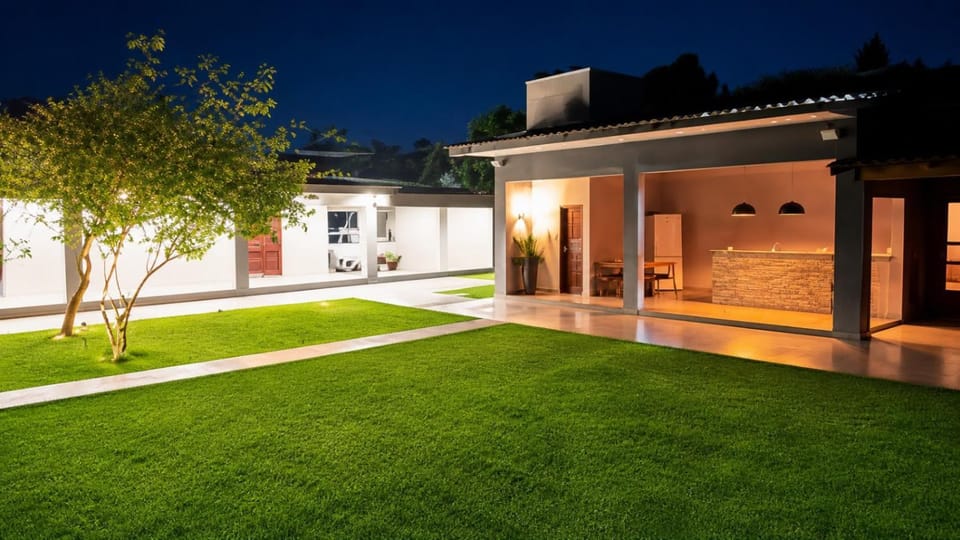 Garden, Kitchen or kitchenette