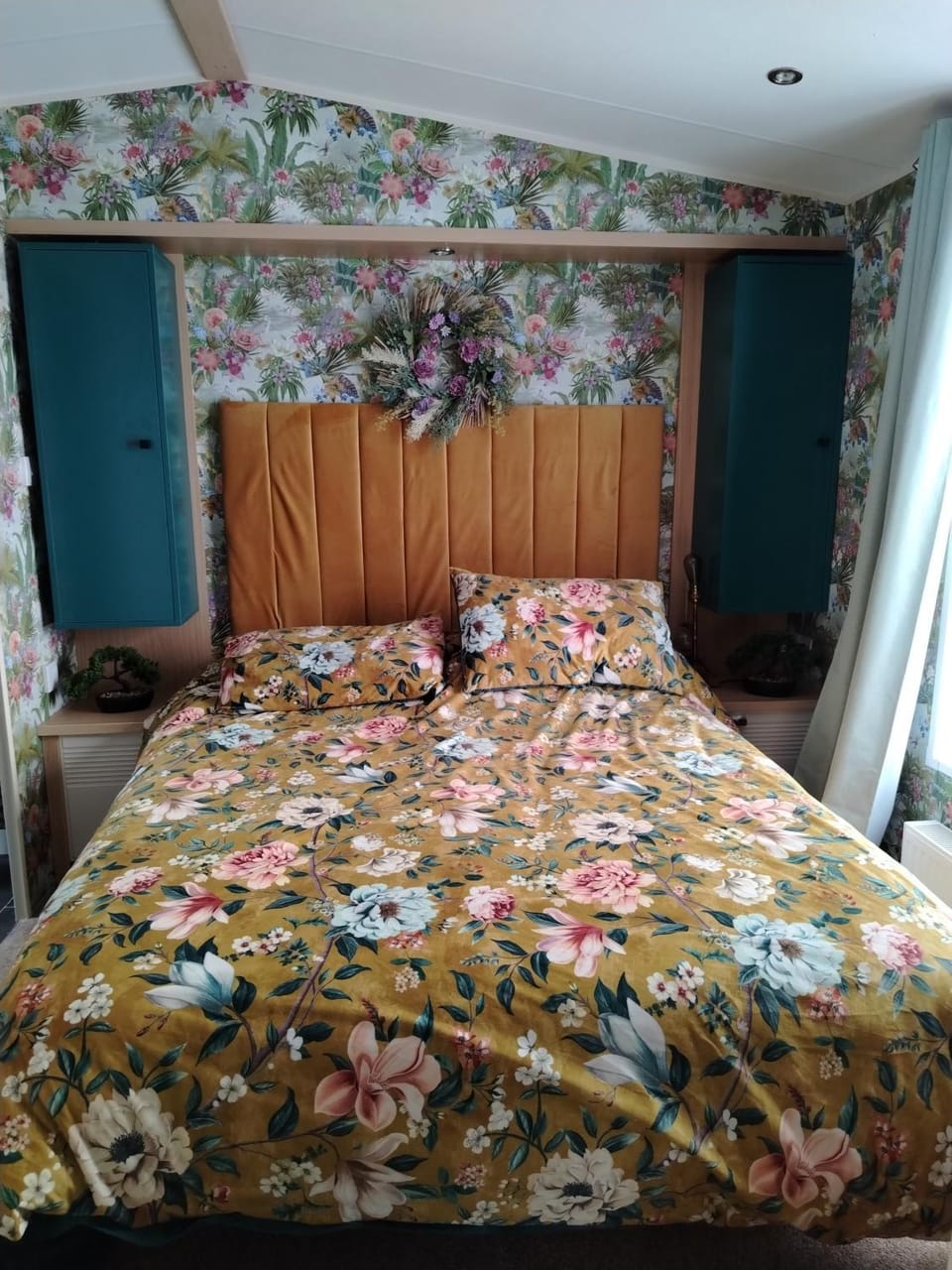 Pet friendly enclosed garden static Apartment in Daventry District