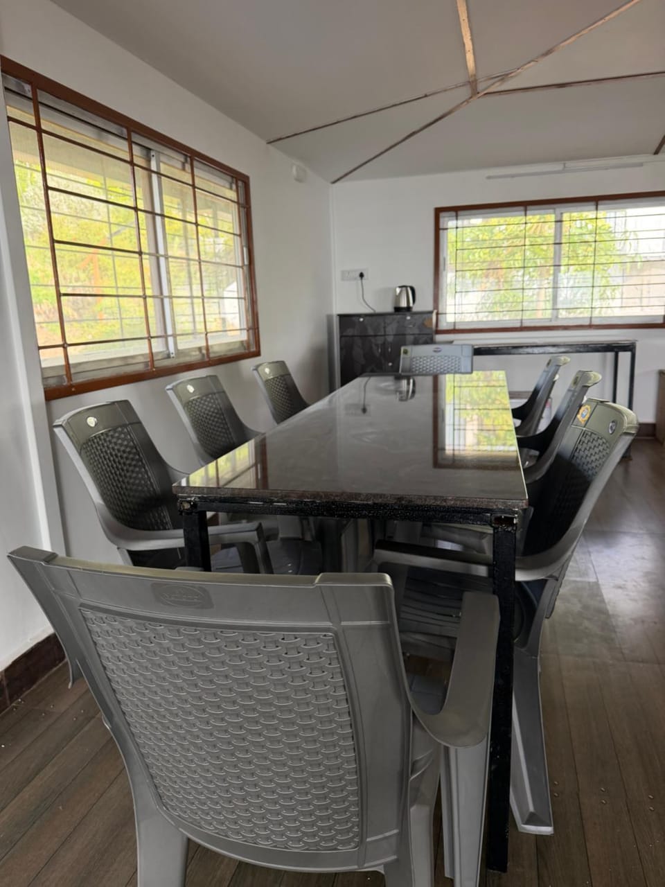 Coffee/tea facilities, View (from property/room), Kitchen or kitchenette, Seating area, Dining area