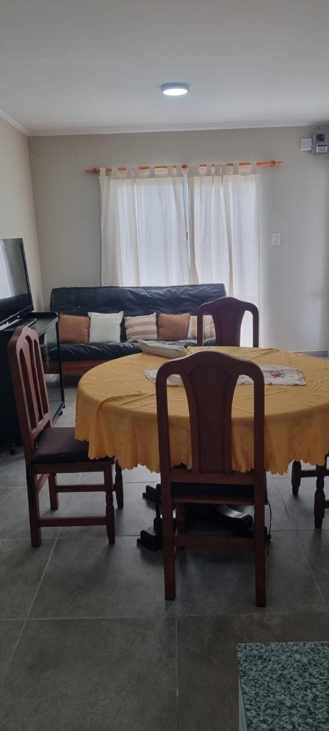 Casa a ESTRENAR totalmente amoblada hasta 5 Personas House in Rafaela