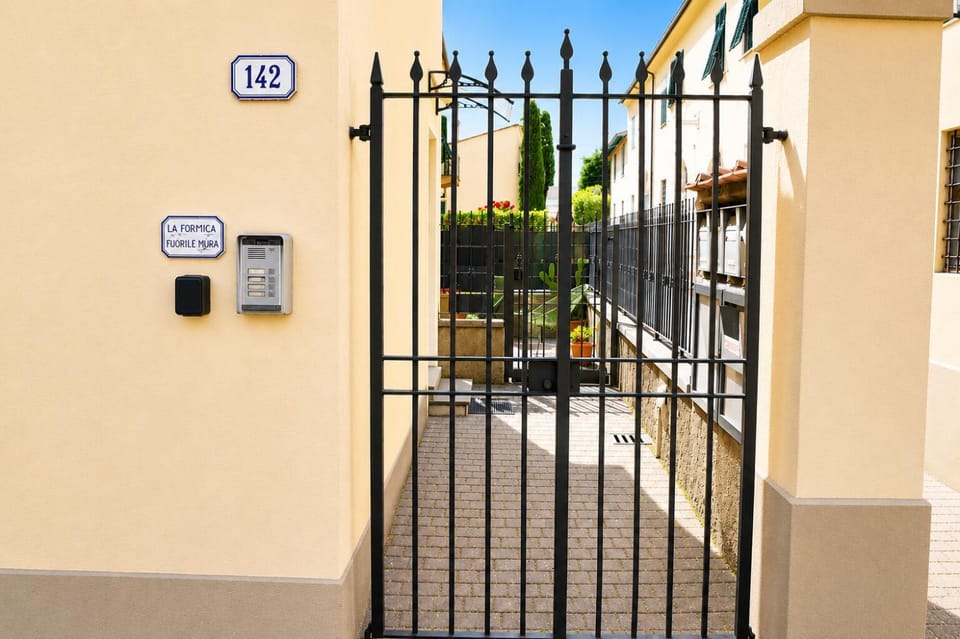 Property logo or sign, Street view