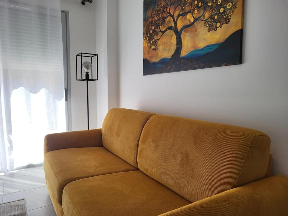 Isabelle Antoine - 2192 Apartment in Albi
