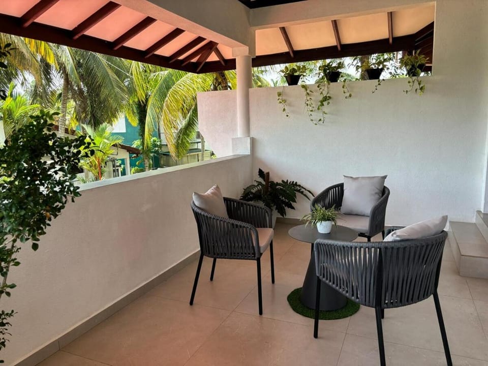 Yomee Retreat Private 3BR Garden Stay Apartment in Western Province