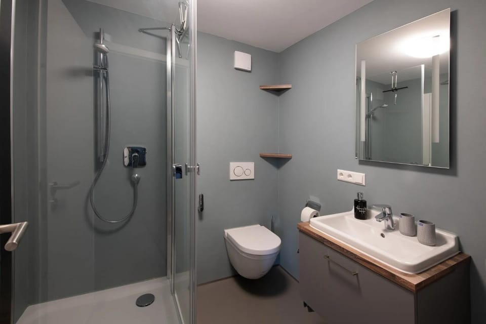 Bathroom, Living room