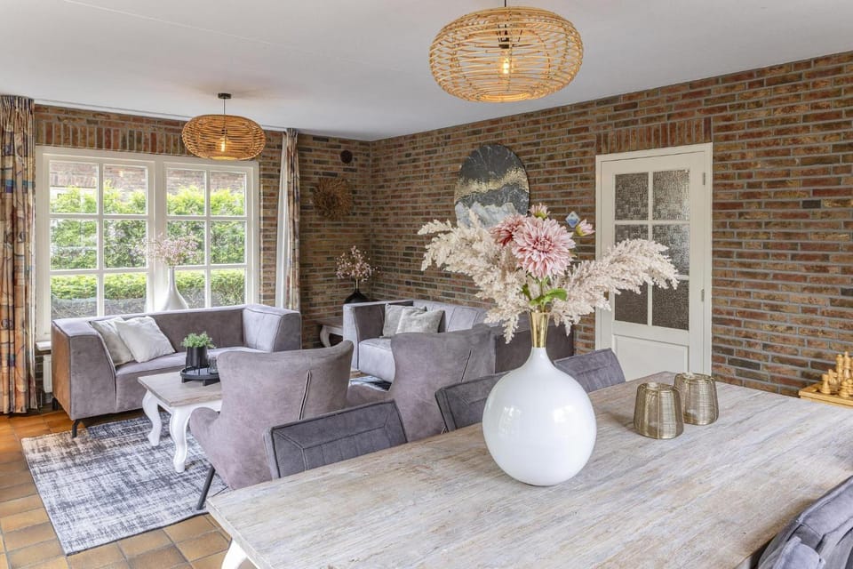 Landgoed t Borghuis - De Bron 8p Villa in Enschede