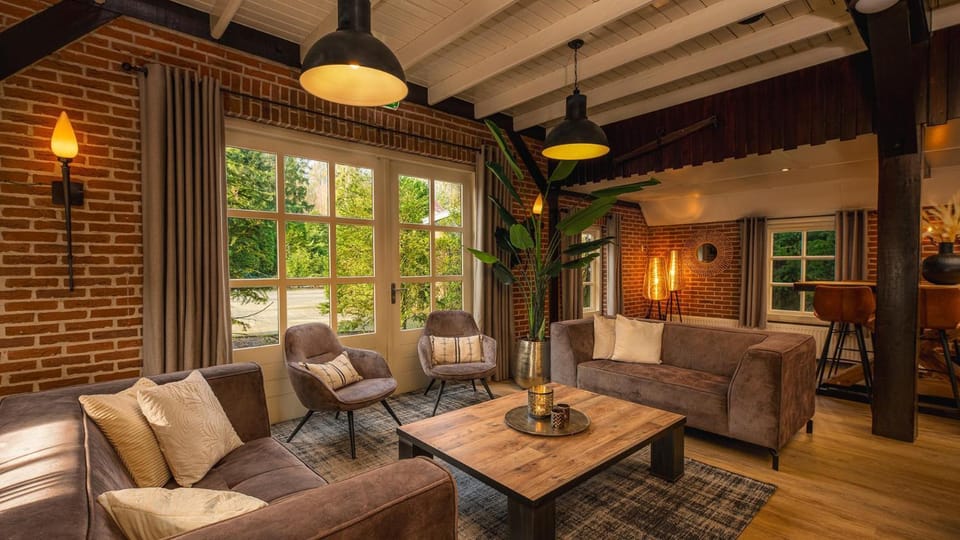 Landgoed t Borghuis - De Vuursteen Villa in Enschede