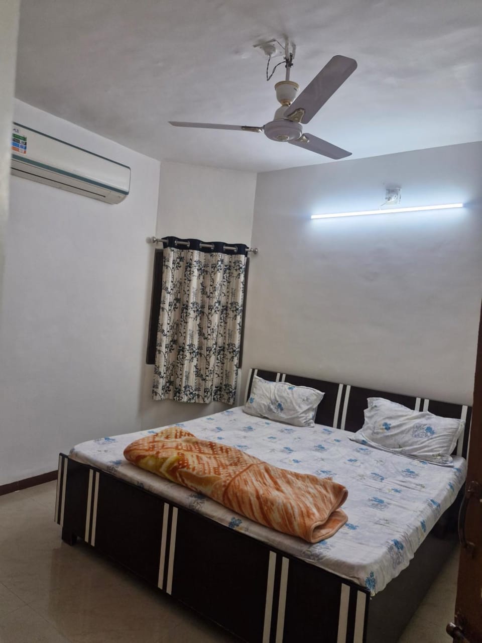 Niraant Apartment in Vadodara