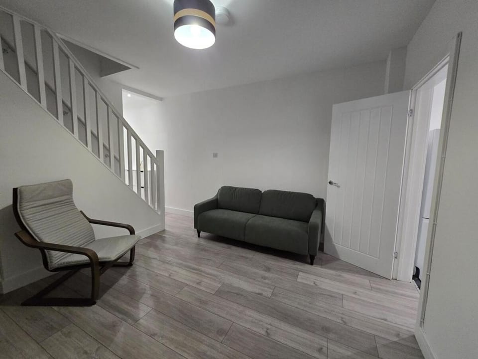 2-Bed House near Hospital - Contractors & Families House in Bridgend