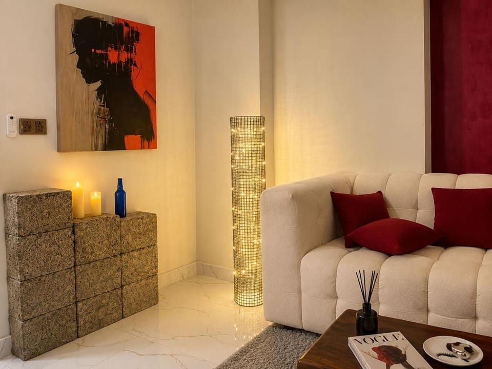 Wine-Down Apartment in Karachi