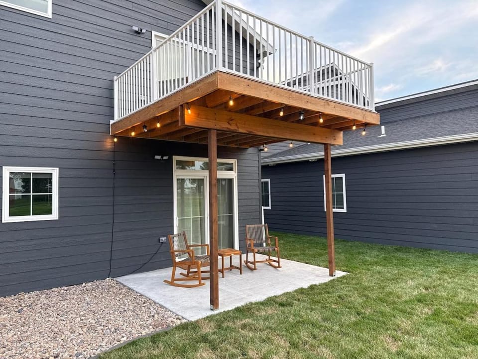 Property building, Patio, View (from property/room), Balcony/Terrace