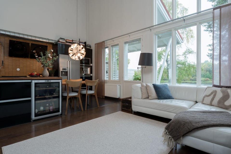Garden, Kitchen or kitchenette, Living room, Photo of the whole room, Seating area, Dining area, River view