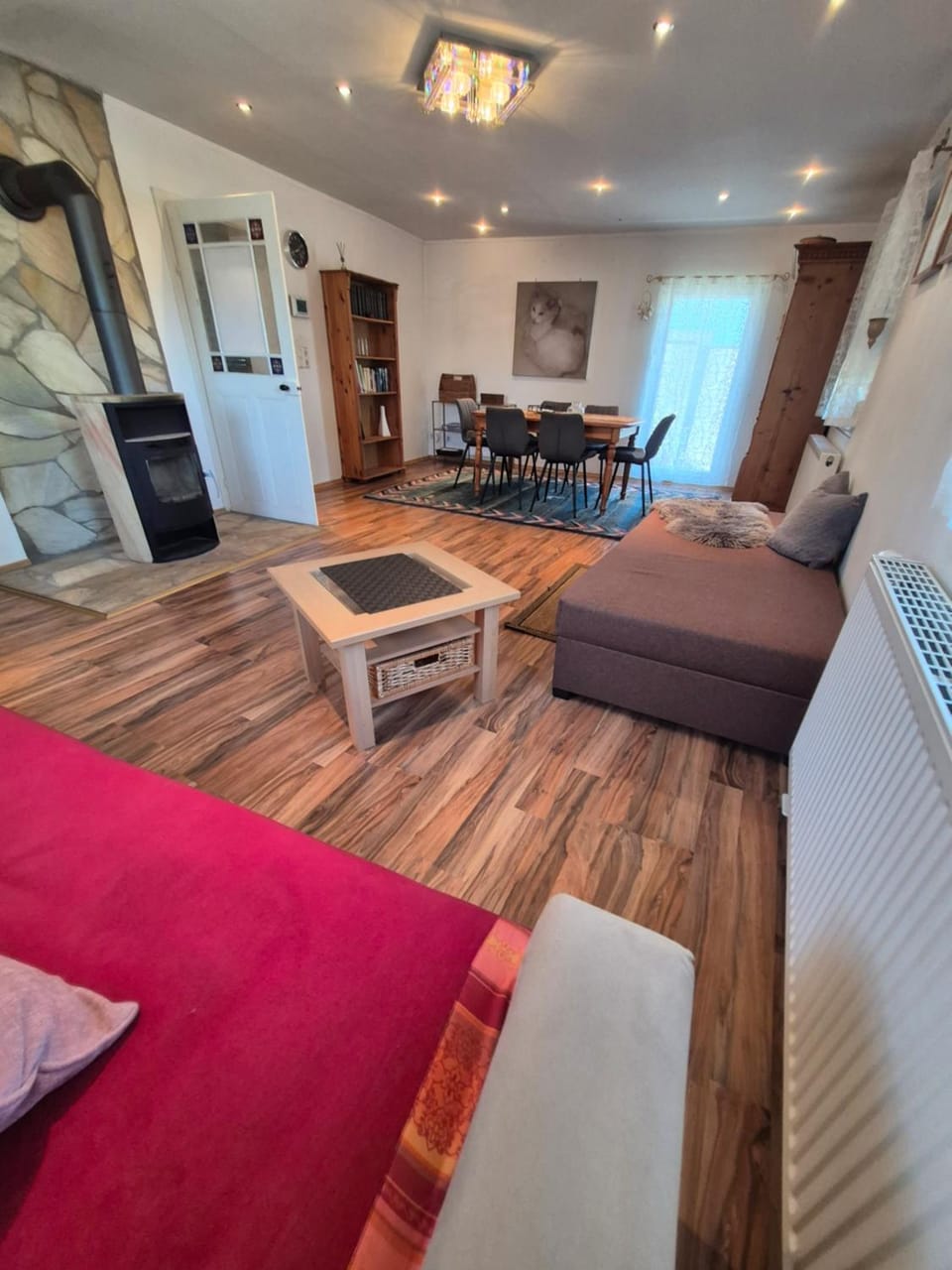 TV and multimedia, Living room, Seating area, Dining area