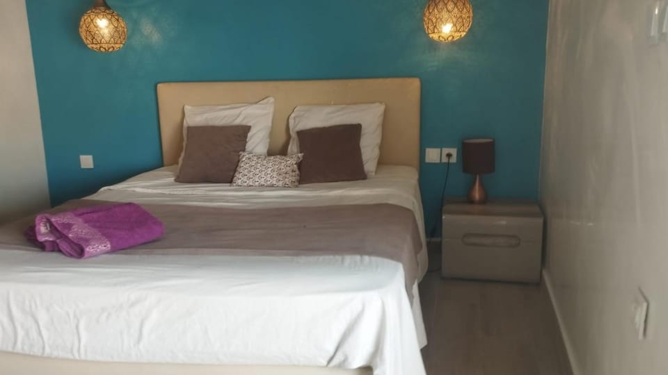 Guéliz Hypercentre - Appartement avec Terrasse et Internet Fibre Apartment in Marrakesh