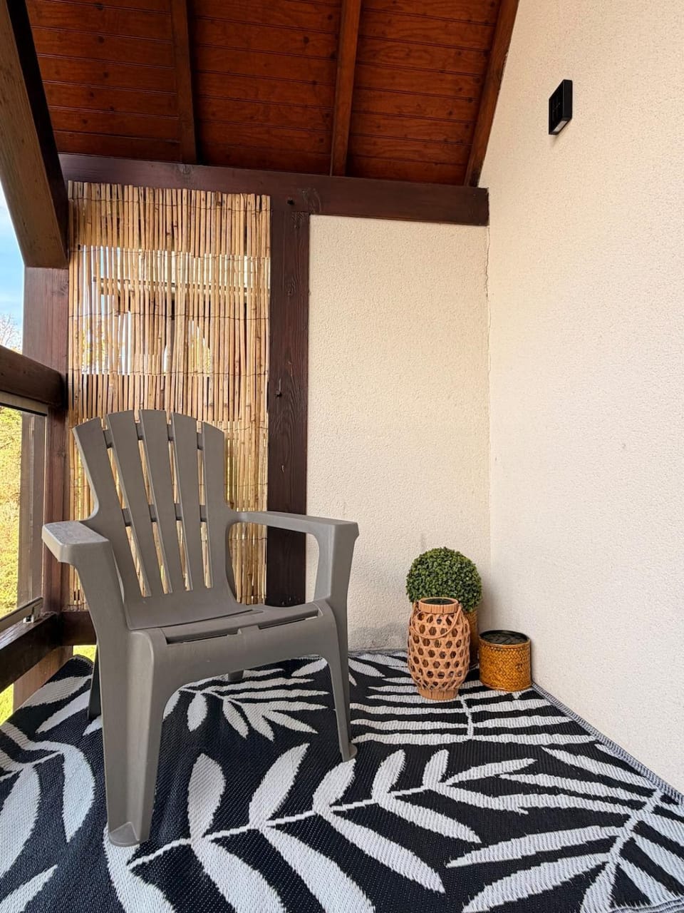 Le Cocon du Plessis, pool and parking Apartment in Blois