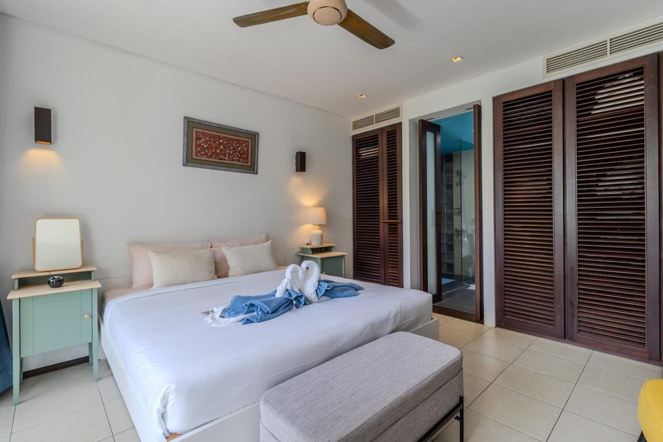 Bed, Bedroom, towels, wardrobe, air conditioner