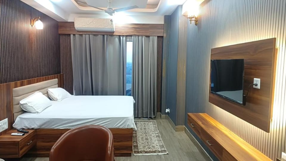 Gaur city premium Studio Apartment in Uttar Pradesh