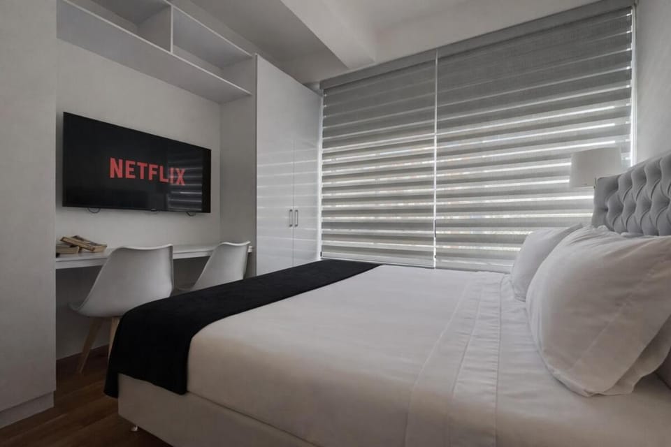 Parque 93 Apt 1H Prime Location Apartment in Bogota