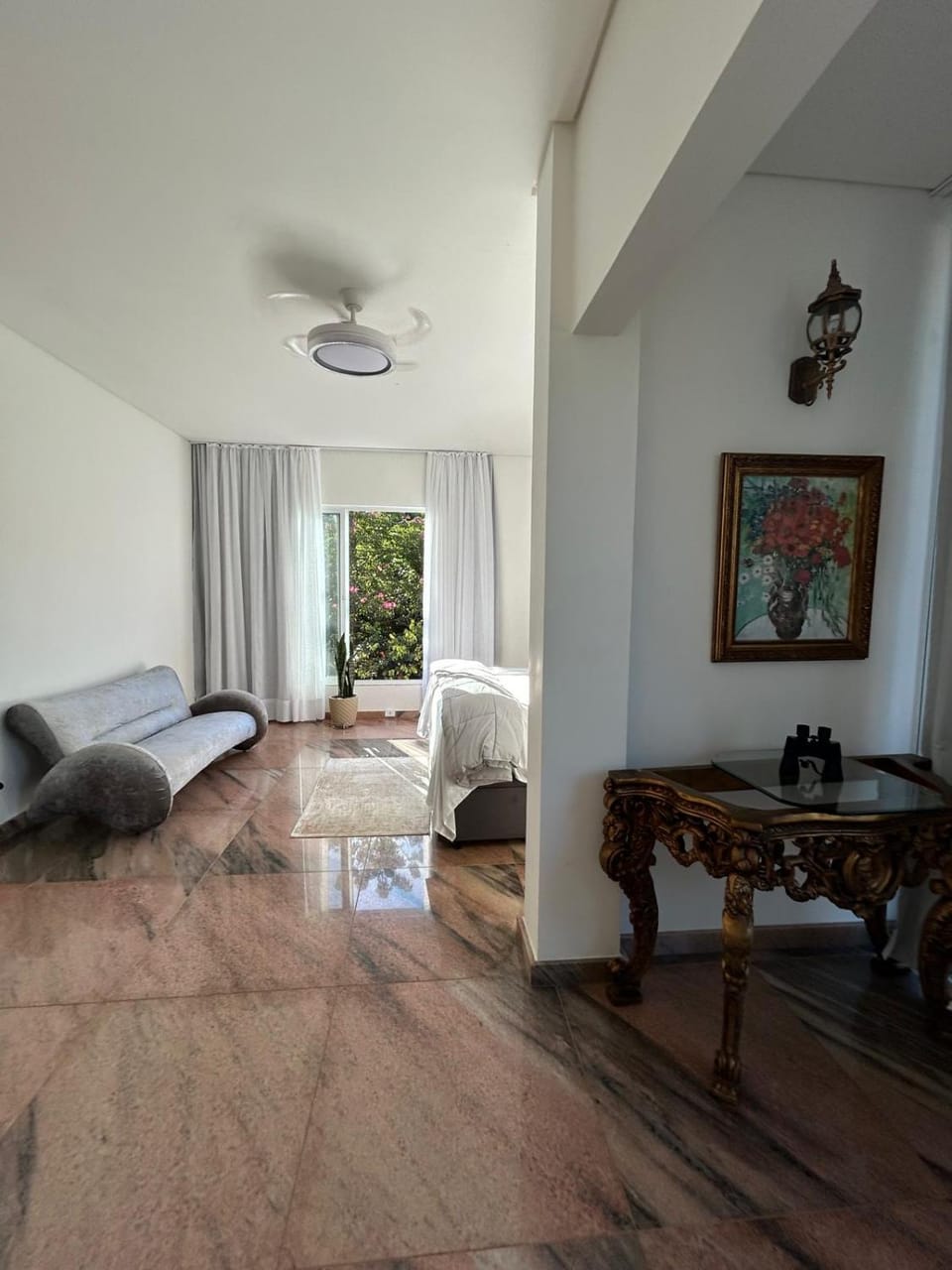 A Casa Rosa House in Foz do Iguaçu