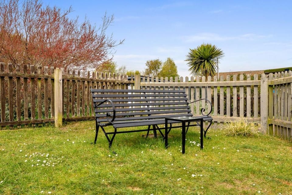 Beach House with direct access to the beach House in Humberston